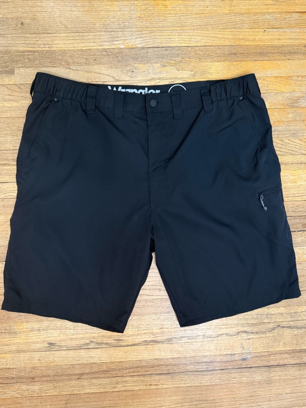 Wrangler Mens Black Performance Shorts Size 44 Elastic Waist Hiking Cargo